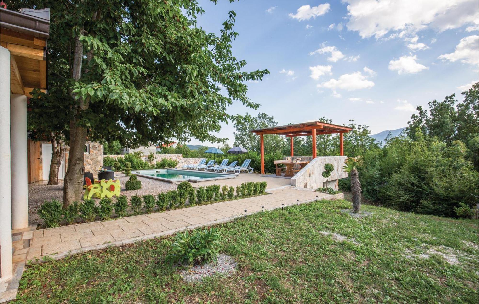 Lovely Apartment In Ugljane With Kitchen Zewnętrze zdjęcie